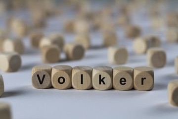 Volker - Holzwürfel mit Buchstaben