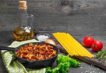Pasta spaghetti with mushrooms chanterelles