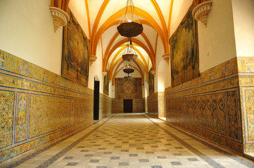Salón gótico en el Alcázar de Sevilla, Andalucía, España 