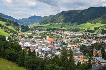 Fototapeta na wymiar Urlaubsort Schladming in der Steiermark