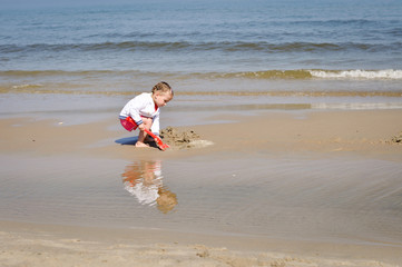 dziewczynka na plazy © ludzik