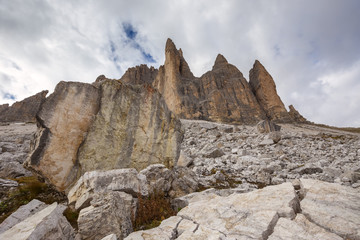 Tre Cime di Lavaredo " Drei Zinnen " in Dolomite Alps