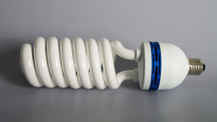 Energiesparlampe / Glühbirne