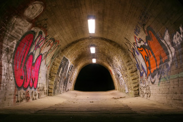 Keine Licht am Ende des Tunnels