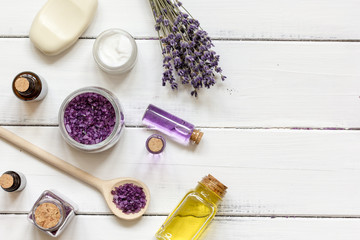 Fototapeta premium natural cosmetic with lavender top view