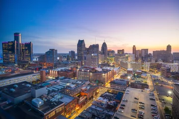 Meubelstickers Luchtfoto van het centrum van Detroit in de schemering © f11photo