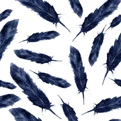 Behang Aquarel blauwe vogels veren boho patroon. Naadloze textuur met hand getrokken veren. Illustratie voor uw ontwerp. Felle kleuren. © yuliya_derbisheva