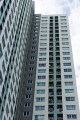 Fototapeta premium BANGKOK, THAILAND- JULY 31: High Rise Condominiums on July 31, 2016 in Bangkok, Thailand.