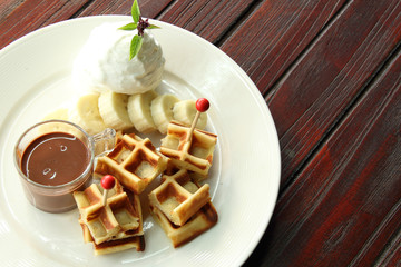 Waffle and banana chocolate fondue