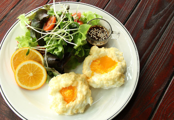 Vegetable Salad and fried eggs