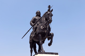 Life-sized bronze statue of Maharana Pratap at Maharana Pratap Memorial, Udaipur, Rajasthan balanced on his loyal and favorite horse, Chetak.
