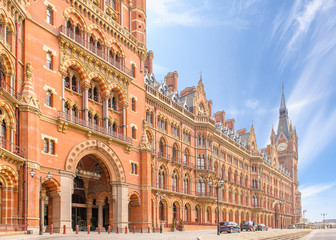 street view of london at king's cross station