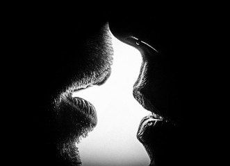 kiss shadow silhouette