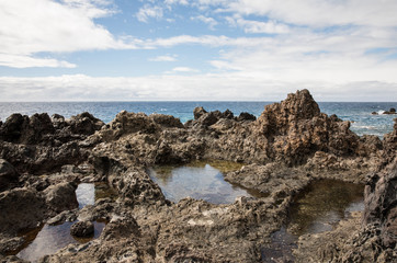 Fototapeta na wymiar Roches volcanique à Playa San Juan - Tenerife