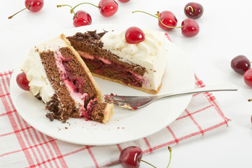 Schwarzwälder Kirschtorte, Stücke auf Teller