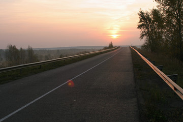 Fototapeta premium Road to sunset