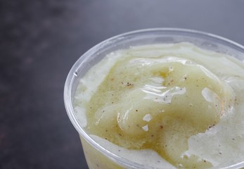  ice cream. Summer cocktail of kiwi fruit. :Close up,