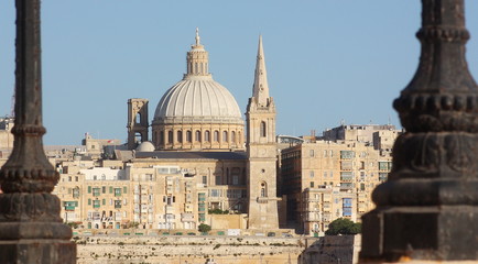 Fototapeta na wymiar View of La Valletta from Sliema (Malta)