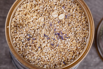 Oats, oatmeal and oatmilk