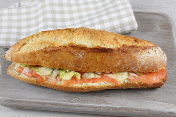 sandwich au saumon fumé 09112016