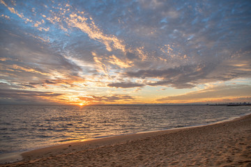 Fototapeta na wymiar sunset at Brighton Beach, Melbourne