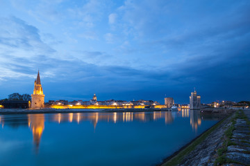 Vue sur les tours de la Rochelle