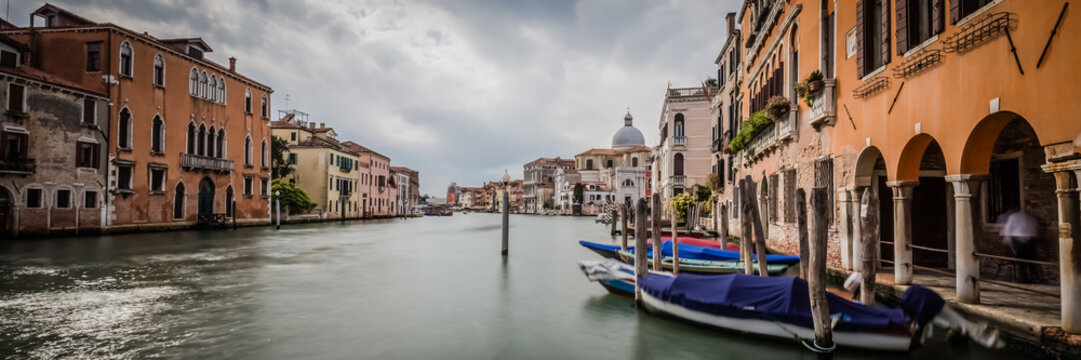 Canale Grande in Venice © daskleineatelier