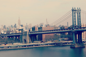 The Brooklyn Bridge and the lower Manhattan skyline in New York