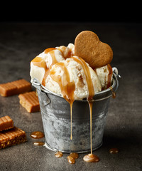ice cream with caramel sauce