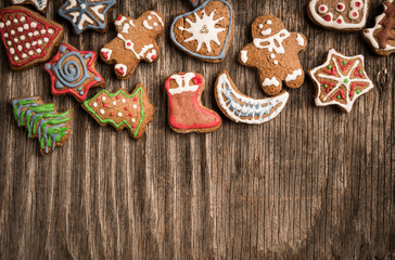 Gingerbread men Christmas decor