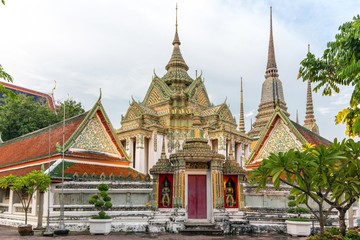 Fototapeta premium Wat Pho temple entrance