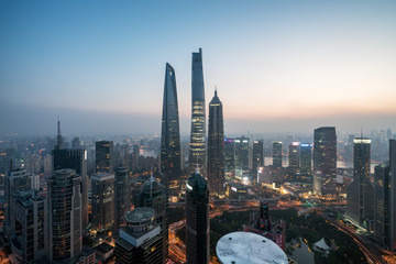Erhöhte Ansicht von Lujiazui, Shanghai - China.