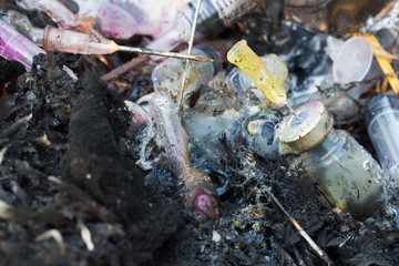 Infectious waste is burned in the environment..A garbage disposa