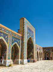 Fototapeta na wymiar Tilya-Kori Madrasah on Registan Square in Samarkand, Uzbekistan