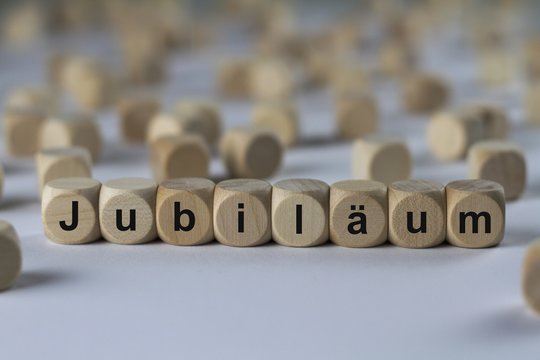 Jubiläum - Holzwürfel mit Buchstaben