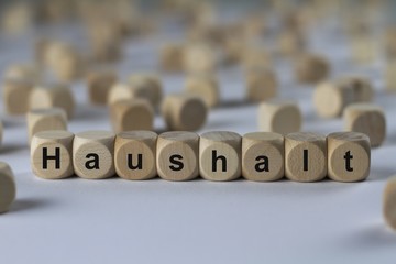 Haushalt - Holzwürfel mit Buchstaben