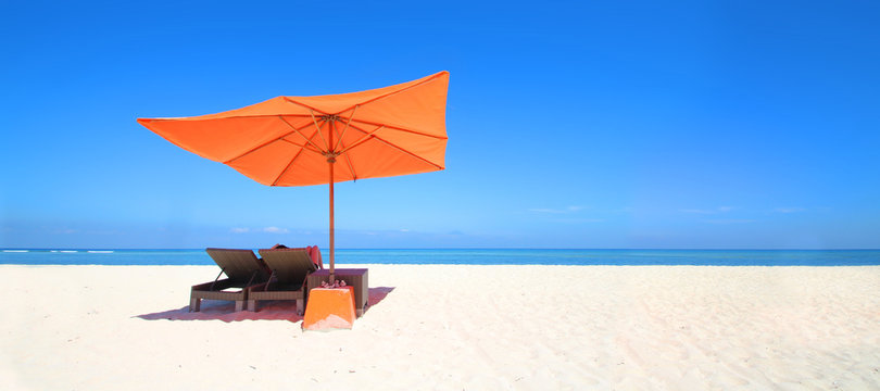 Parasol Plage Images – Browse 8,571 Stock Photos, Vectors, and Video |  Adobe Stock