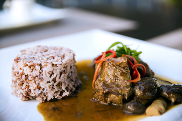 milled rice imperfectly cleaned and stew beef