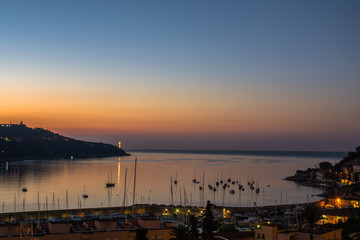 Fototapeta premium Alba a Villefranche