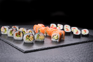 sushi set rolls