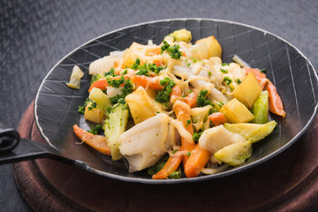 hot potatoes with vegetables