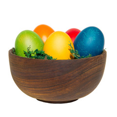 Schale mit bunten Eiern