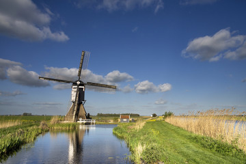 The Broekmolen windmill near Streefkerk