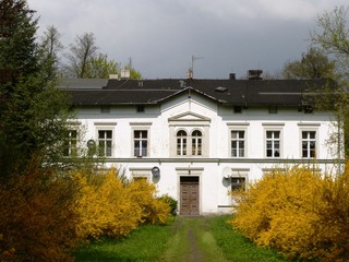White house on countryside