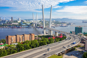 Fototapeta na wymiar Zolotoy Golden Bridge, Vladivostok