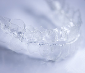 Invisible teeth aligners