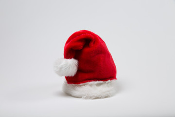 Obraz na płótnie Canvas Santa hat on white background