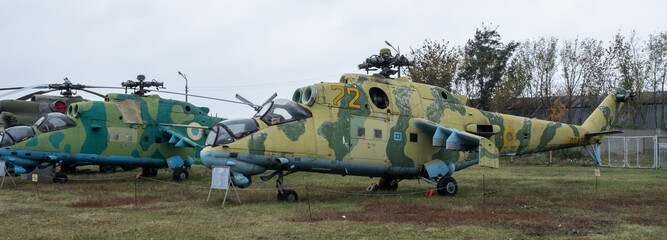 Russische Flugzeuge und Helikopter © UrbanExplorer