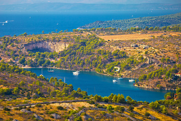 Bobovisca Na Moru village bay