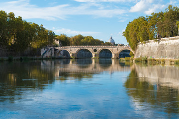 Fototapeta na wymiar Rome (Italy) - The Tiber river and the monumental Lungotevere